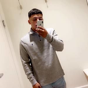 Meet your Posher, Daniel